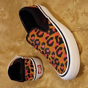 VANS Leopard Print Slip-On Sneakers, Men's 8.5 Women's 10.0